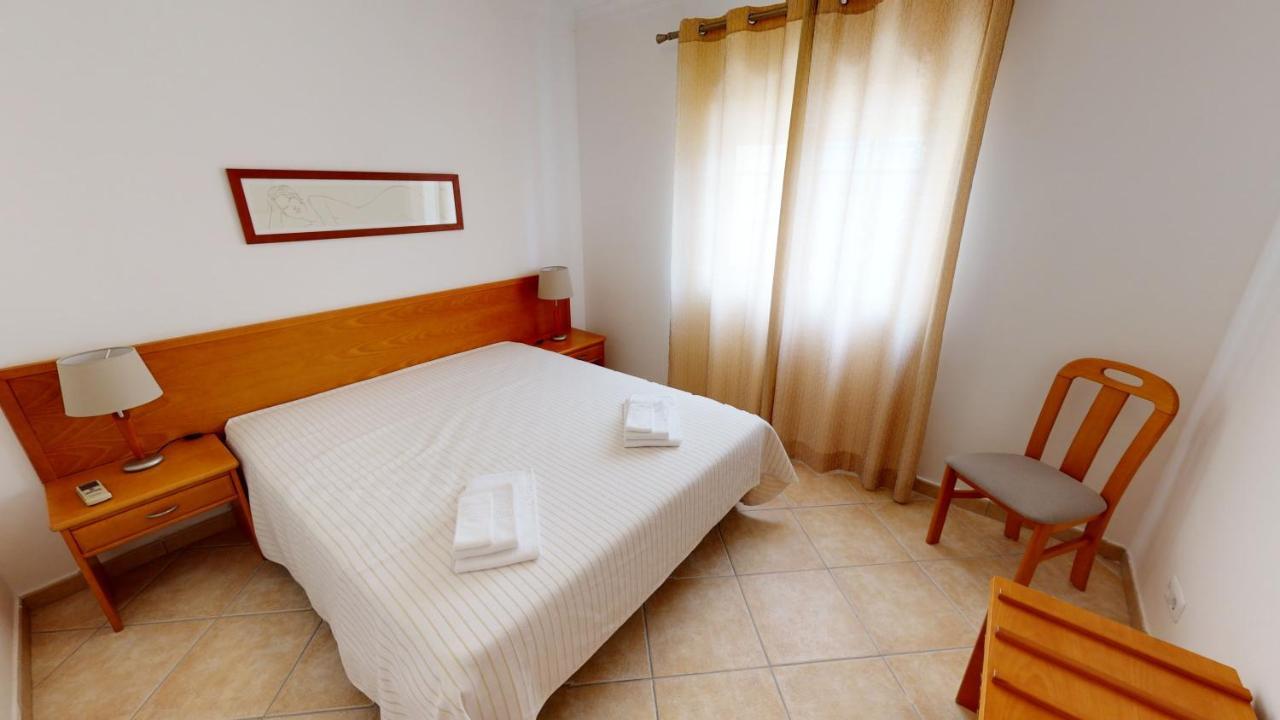 Praia Da Lota Resort - Beachfront Apartments Manta Rota Buitenkant foto