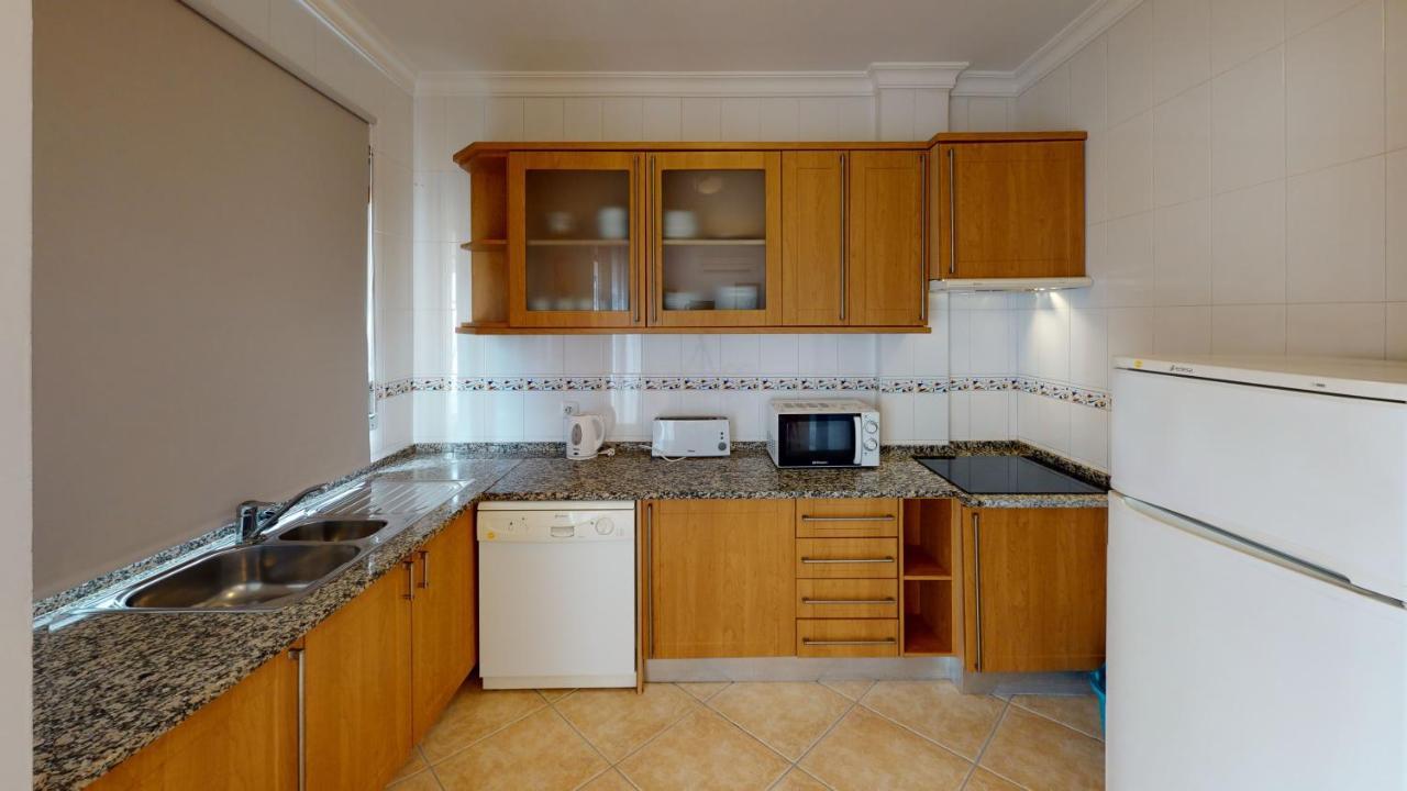 Praia Da Lota Resort - Beachfront Apartments Manta Rota Buitenkant foto