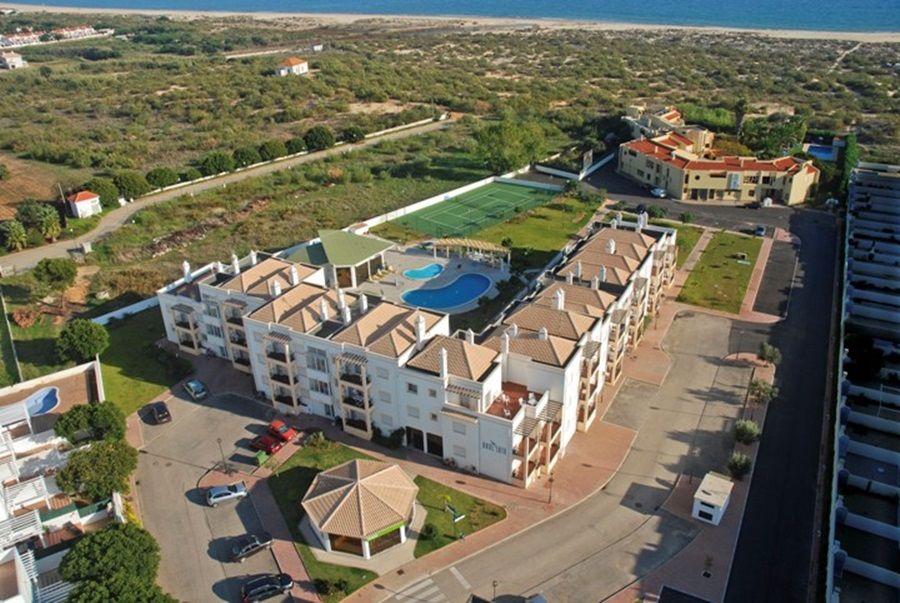 Praia Da Lota Resort - Beachfront Apartments Manta Rota Buitenkant foto